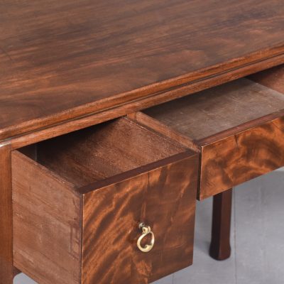 Whytock & Reid of Edinburgh Desk - Image 5