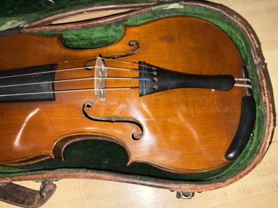 Violin &  Alligator Skin Case & Violins Bow - Image 4