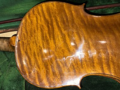 Violin &  Alligator Skin Case & Violins Bow - Image 9