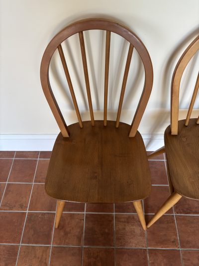 Mid Century Set of 4 Ercol Windsor Dining Chairs - Image 4