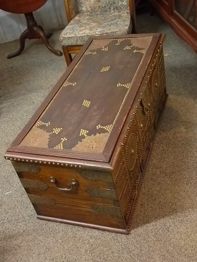 Good Antique 19thC Zanzibar Box Chest - Image 2