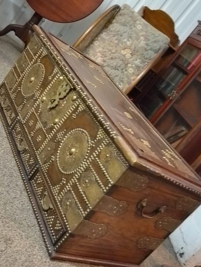 Good Antique 19thC Zanzibar Box Chest - Image 8