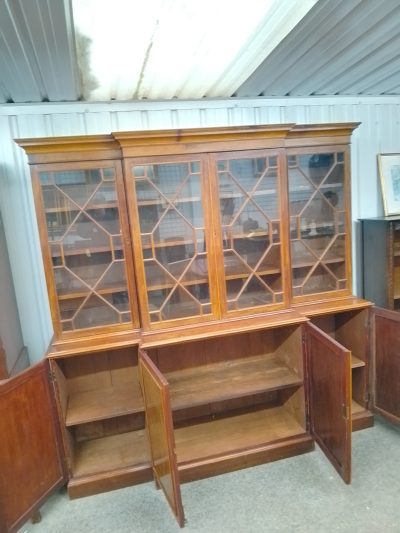 Large Antique Breakfront Library Bookcase - Image 3