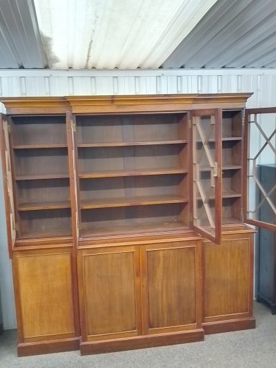 Large Antique Breakfront Library Bookcase - Image 5