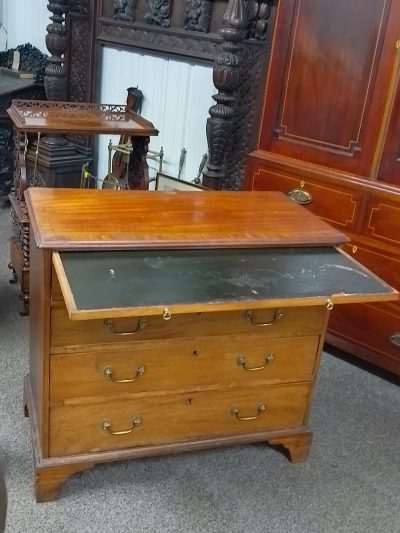 Small Antique Georgian Chest of Drawers - Image 3