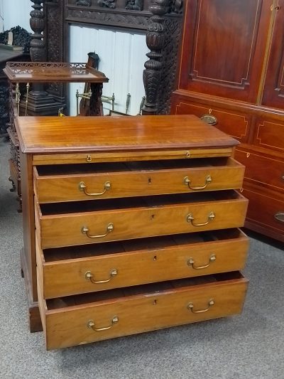 Small Antique Georgian Chest of Drawers - Image 4