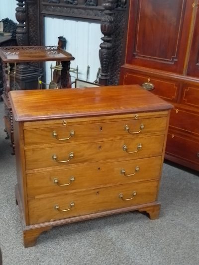 Small Antique Georgian Chest of Drawers - Image 6