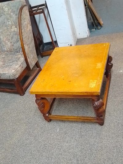 Antique coffee Table - Image 3