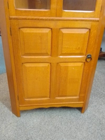 Antique 1930's Cotswold Oak Corner Cabinet - Image 4