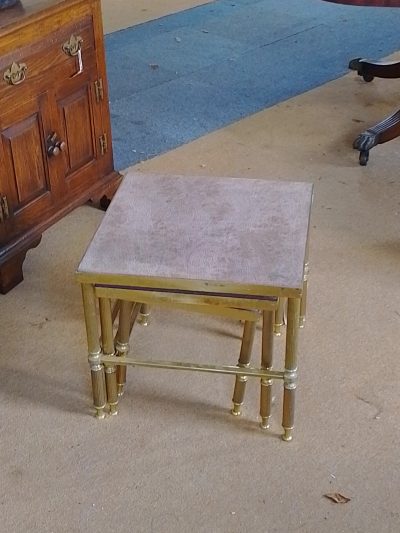 Good Antique 1930's Brass Nest of Tables - Image 10