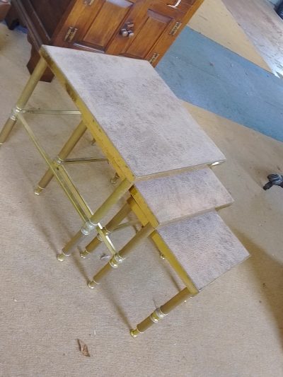 Good Antique 1930's Brass Nest of Tables - Image 3