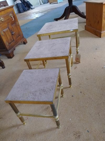 Good Antique 1930's Brass Nest of Tables - Image 6