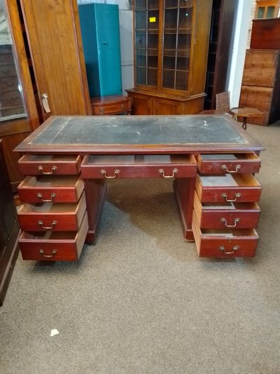 Antique 1920's Pedestal Desk - Image 3