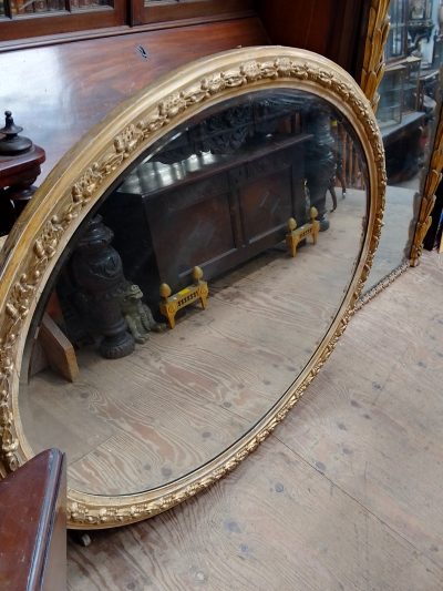 Large Antique Oval Gilt Wall Mirror - Image 3