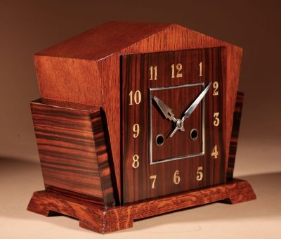 A Very Stylish Typical Art Deco Amsterdam School Oak and Macassar Ebony/Coromandel Mantel Clock. - Image 4