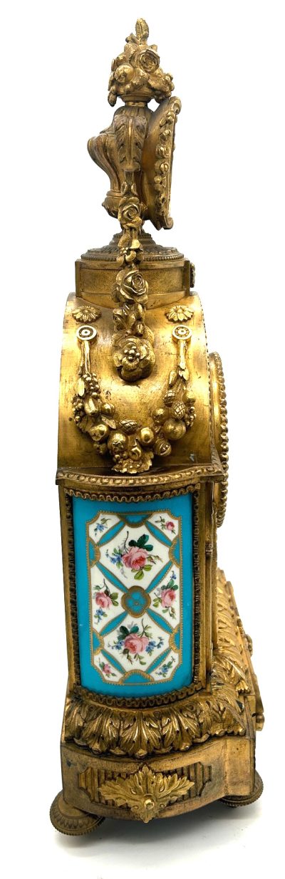 Stunning French Victorian Sevres ormolu 8 day mantel Clock – CA 1850 - Image 7