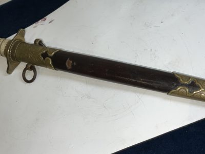 JAPANESE NAVAL OFFICERS DIRK & SCABBARD 2WW - Image 3