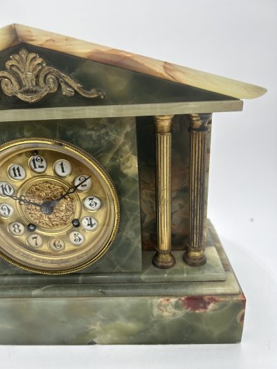 Rare Green Onyx Architectural Mantel Clock –  ca 1900 - Image 9