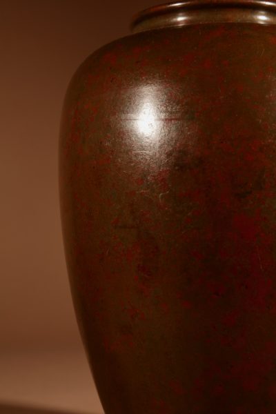 Japanese Very Stylish Bronze Original patinated Vase. - Image 3