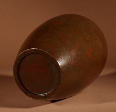 Japanese Very Stylish Bronze Original patinated Vase. - Image 4