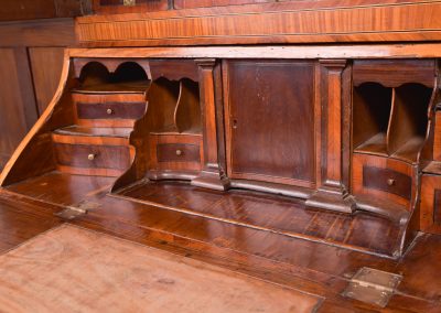 18th-century Dutch Bombe Bureau Bookcase SAI1379 - Image 9