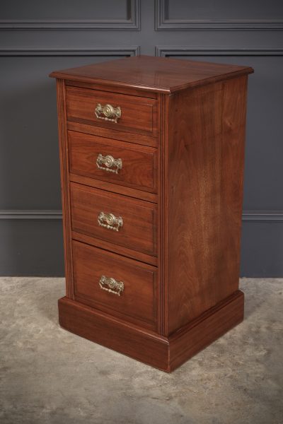 Pair of Late Victorian Walnut Bedside Chests - Image 8