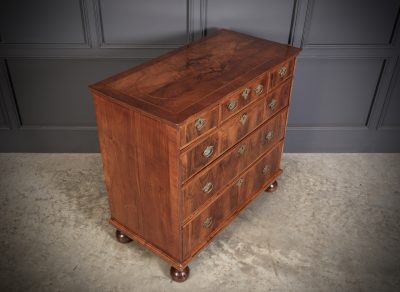 Queen Anne Walnut Chest of Drawers - Image 2