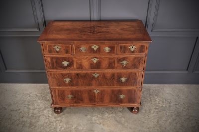 Queen Anne Walnut Chest of Drawers - Image 4