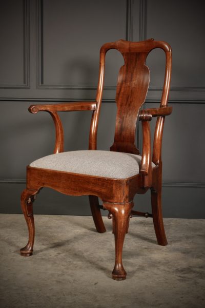 Pair Of Quality Mahogany Queen Anne Armchairs - Image 2